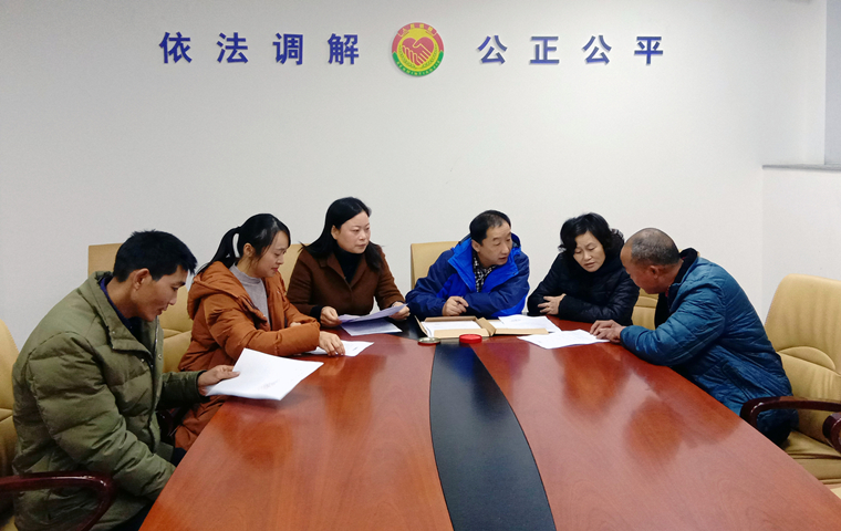 践行为民服务初心使命  确保主题教育终端见效