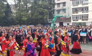 校园盛开团结花   同心迎来满园芳