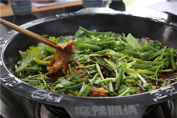 野生缘餐馆的冷锅家常豆瓣鱼.JPG
