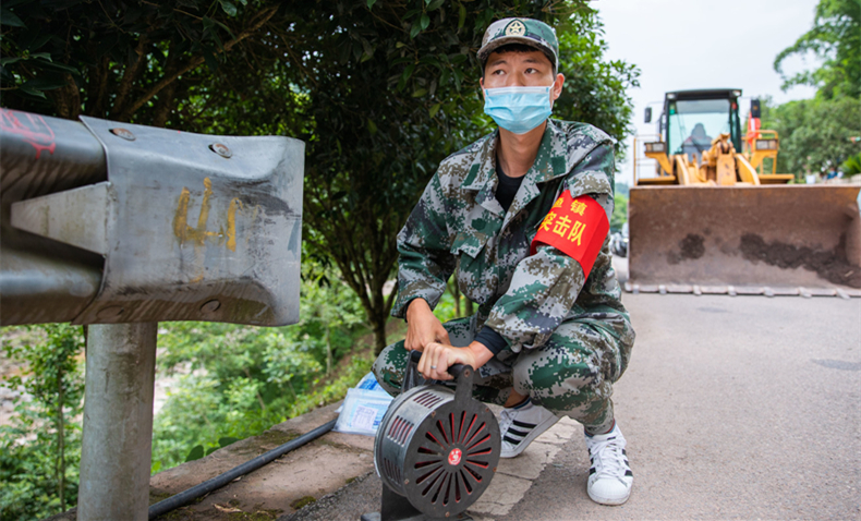 织密防汛“安全网”   筑牢防汛“安全堤”