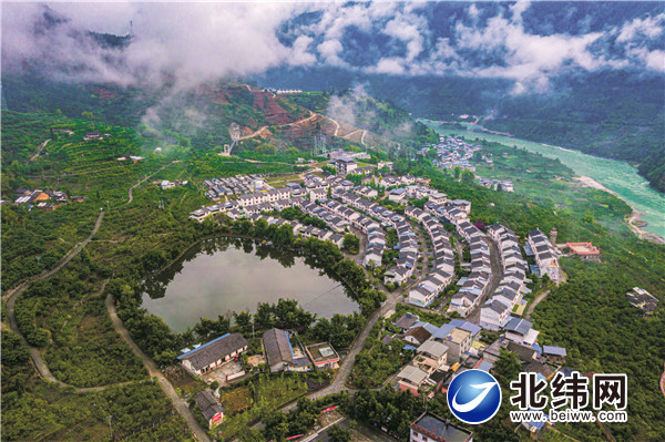 安顺场镇松林藏寨（1）.JPG