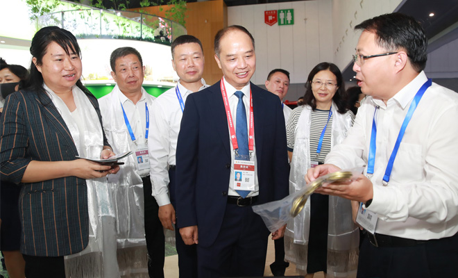 充分用好西博会重要平台  不断提升雅安开放合作水平