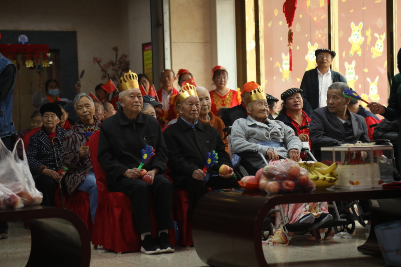 汉源：多彩活动庆重阳 传递孝亲敬老情